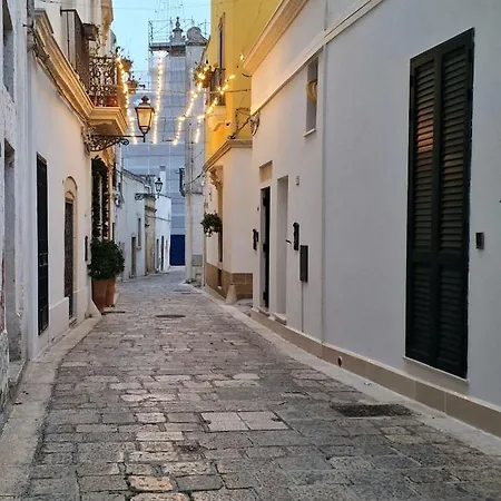 La Corte Dei Sarti