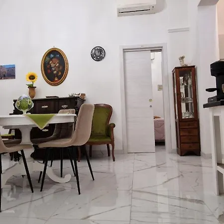 La Corte Dei Sarti