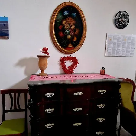 La Corte Dei Sarti